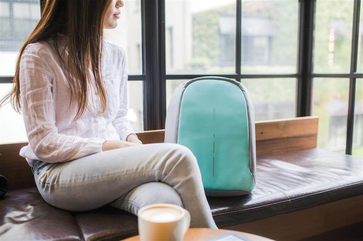 Rucsac anti-furt pentru laptop și tabletă Bobby Compact (Gri-Mint)