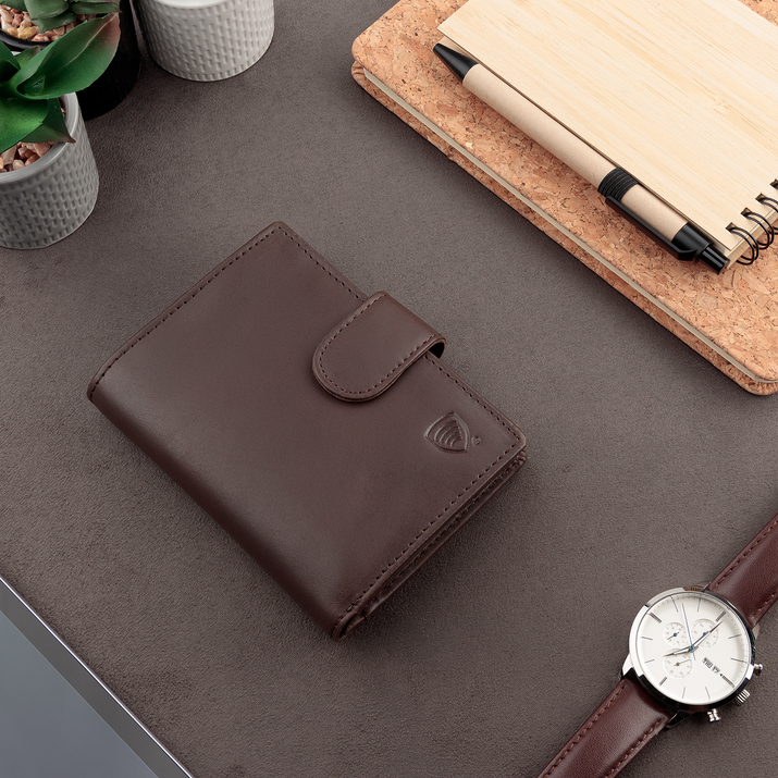 Portofel Bărbătesc din Piele Naturală cu Protecție RFID pentru Carduri și Monede (maro)