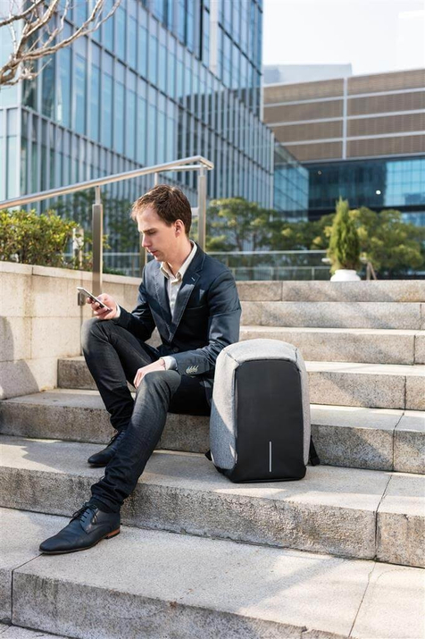 Rucsac antifurt pentru laptop și tabletă Bobby Compact (gri-negru)