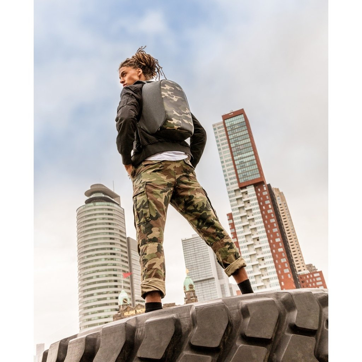 Rucsac anti-furt pentru laptop și tabletă Bobby Compact (verde camuflaj)